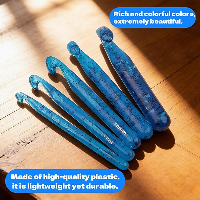BsHooker 43Pcs Crochet Hooks Set,Plastic Crystal Crochet Hook with Case,5 Sizes Large Crochet Hooks for Chunky Yarn Ergonomic Crochet Needles for Beginners and Crocheting Yarn 12mm-25mm,Blue