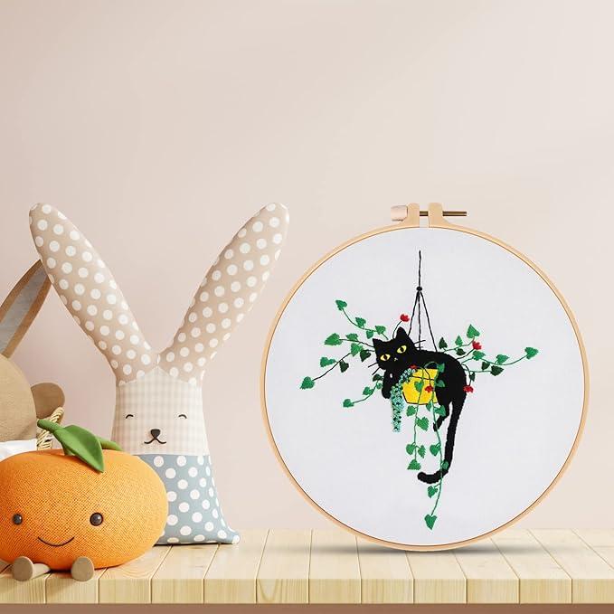 Louise Maelys Embroidery kit for Beginners,Cat Stamped Pattern Cross Stitch Kits for Adult Including Cloth,Hoop,Color Threads,Needles and Instruction