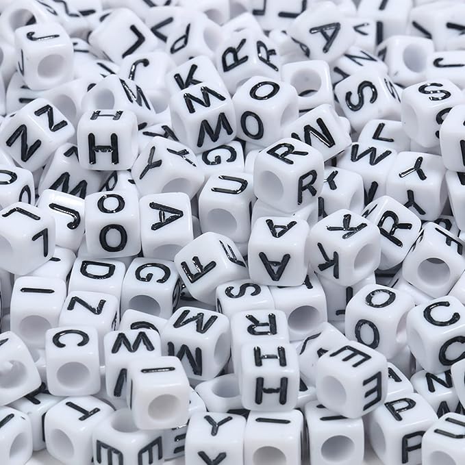 Yochus 900pcs Bulk White Square Acrylic Alphabet Letter Beads 6x6mm Black Letter A-Z Beads for Jewelry Making and DIY Bracelets, Necklaces, Key Chains