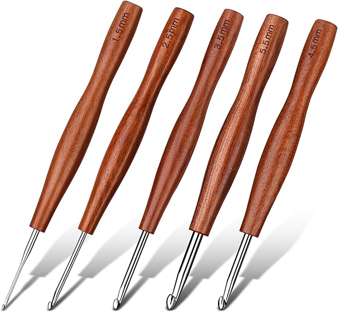Nitlak 5 Pcs Crochet Hooks Set, 5 Size Crochet Hooks, Aluminum Ergonomic Crochet Hook with Wooden Handle for Arthritic Hands Knitting Sweaters, Blankets(1.5mm/2.5cm/3.5mm/4.5mm/5.5mm)