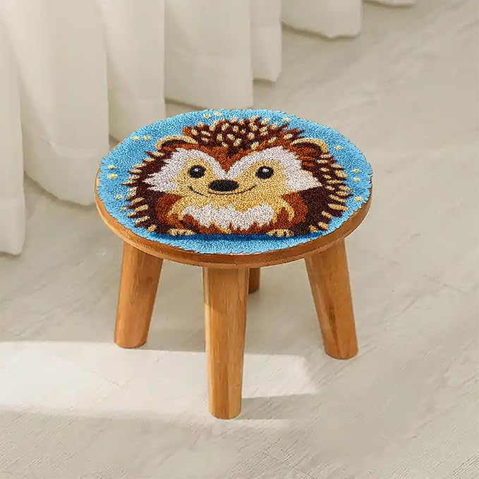 Latch Hook Rug Kit Cute Hedgehog Easy for Beginners Round Shape Carpet Crochet Yarn Craft Mini Rug DIY Hook and Latch Little Tapestry for Home Decor 30x30cm-1