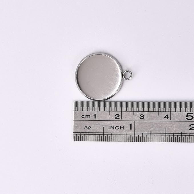 DROLE 100Pcs Bezel Pendant Blanks Kit-50Pcs Stainless Steel Pendant Trays Round Bezel with 50Pcs Glass Cabochons Clear Dome,18mm Pendant Blanks for Photo Pendant Craft Jewelry Making