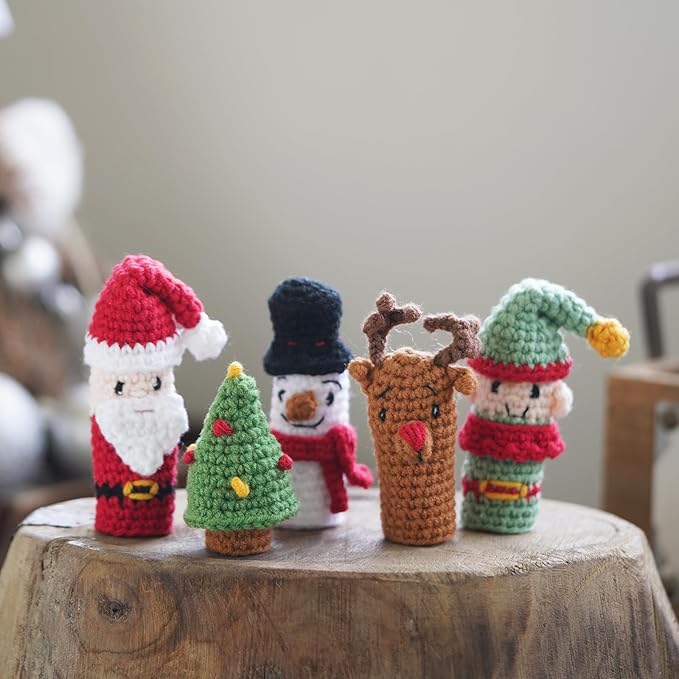 Crochet Set - Beginner Friendly Crochet Set with Step by Step Teaching Videos and Crochet Pattern Manuals (Christmas Finger cots)