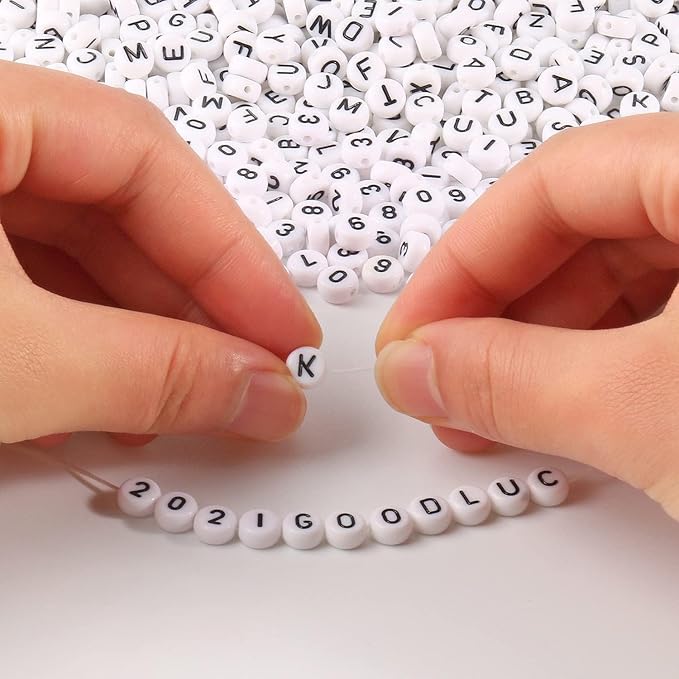 Yochus 1000pcs White Mixed Round Acrylic Letter Beads 4x7mm Black Alphabet Number Beads for Jewelry Making and DIY Bracelets