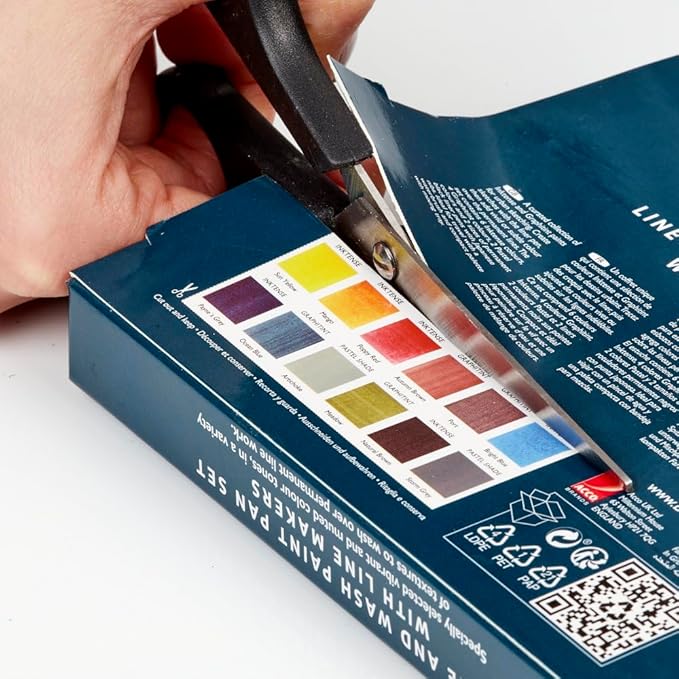 Derwent Line and Wash Mixed Media Paint Set with Line Makers (2306245)