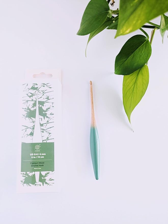 mindfulknits Premium Ergonomic Beech Wood Crochet Hook – Size US G-6, 4mm – 15cm Length – Wooden Crochet Hook - Knitting & Crochet Supplies for Crafting Relaxation & Stress Relief (4mm)