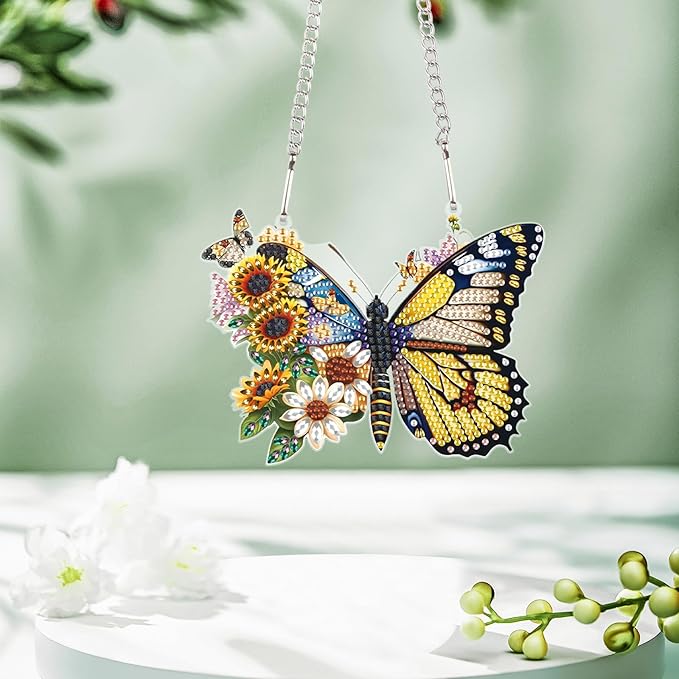 AiYuanzsh Butterfly Diamond Painting Kit Ornament with Hanging Chain DIY Diamond Art Hanging Pendant Paint by Number Stained Glass Wall Art for Adults Acrylic Crystal Hanging Home Wall Decor Gift