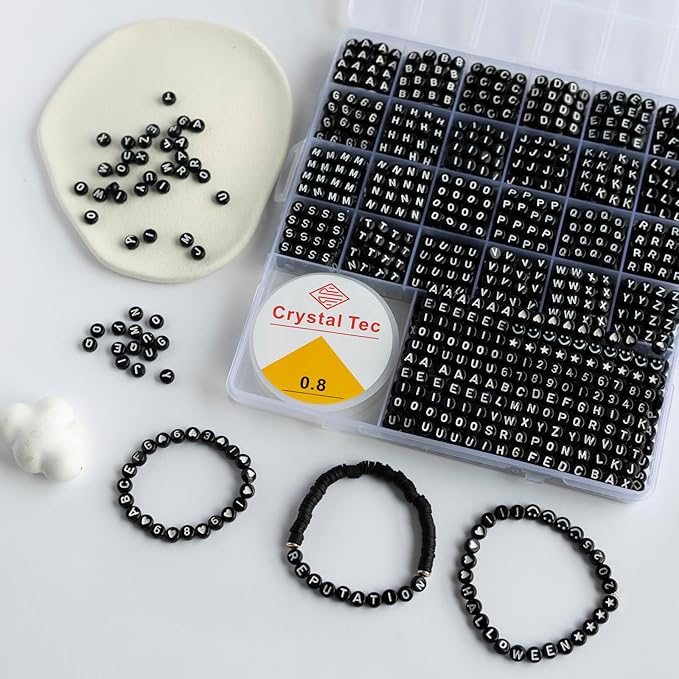 nikkiGuo 1250 PCS Letter Beads Kit with Elastic Cord – Alphabet A–Z, Numbers, Heart, Moon, Star, Smiley Beads for Friendship Bracelets & DIY Jewelry (Black Beats & White Letters)