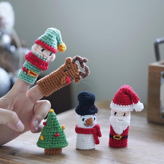 Crochet Set - Beginner Friendly Crochet Set with Step by Step Teaching Videos and Crochet Pattern Manuals (Christmas Finger cots)
