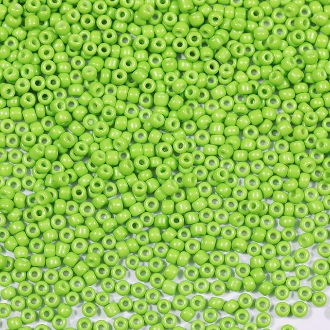 Bala&Fillic Size 3mm Seed Beads Apple Green Color About 3600pcs/100Grams in Bag, 8/0 Glass Craft Beads for Making Bracelet and Necklace (Apple Green)