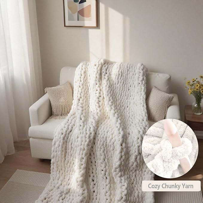 8 Pack White Chunky Yarn for Hand Knitting, Chunky Chenille Yarn, Jumbo Big Thick Chunky Yarns for Crocheting, Super Bulky Chunky Knit Blanket Yarns - 27.9Yds 7.97 Oz Each Skein