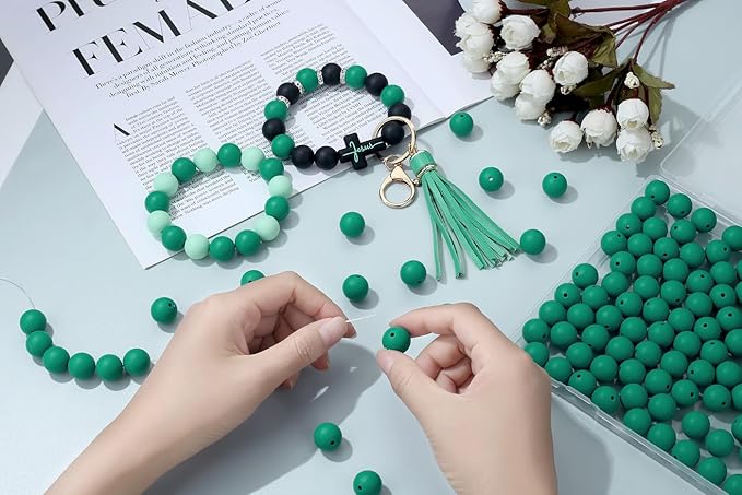 MAIBAOTA 120 Pcs Deep Green Silicone Beads - 15 mm Round Beads for Keychain, Pens, Bracelets, Necklaces - Bulk Pack with Boxed Kits