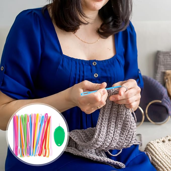 50 PCS Yarn Needles, 7cm/2.76inch Plastic Needles for Yarn Large Eye Plastic Tapestry Needle with 2 Pcs Threaders Colorful Craft Needle for Crochet DIY Sewing Handmade Knitting