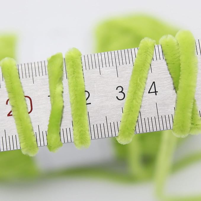 NICEEC 2 Skeins Soft Chenille Yarn Blanket Yarn for Knitting Fancy Yarn for Crochet Weaving DIY Craft Total Length 2×255m (2×279yds, 2×150g)_Spring Green