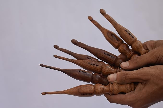 SHEESHAM Wood Crochet Hooks Set of 7 PCS 4MM to 10MM Size Set