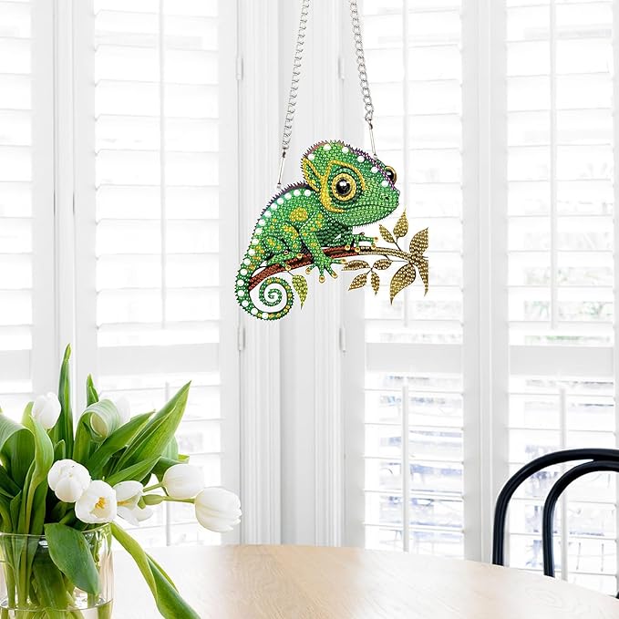 AiYuanzsh Diamond Painting Kits Hanging Pendant, Animal Chameleon Diamond Art Hanging Sign DIY Special Shaped Crystal Pendant Ornaments for Door Wall Window Home Xmas Halloween Decor