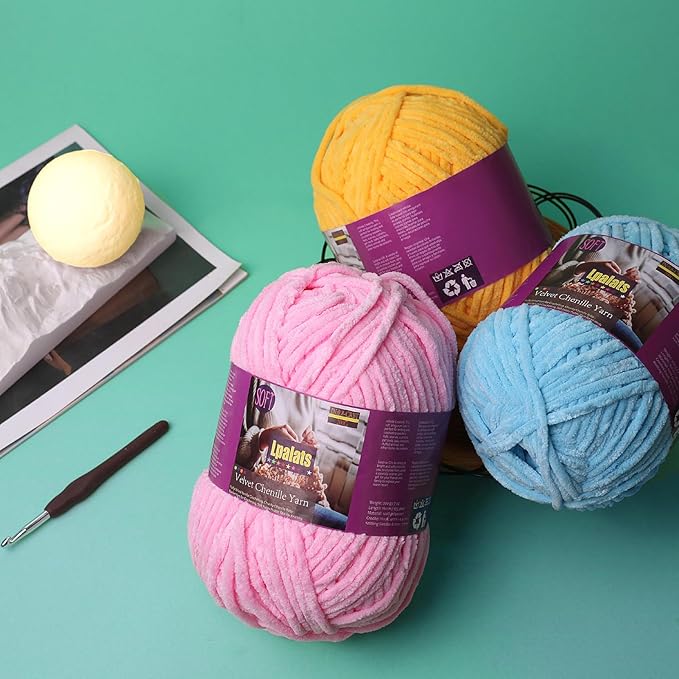 Baby Blanket Yarn for Crocheting - 1 Pack of 200g/7oz Chunky Chenille Yarn for Knitting Blankets Amigurumi - #6 Super Bulky - 174 Yards Soft Thick Plush Yarns (1, Khaki)