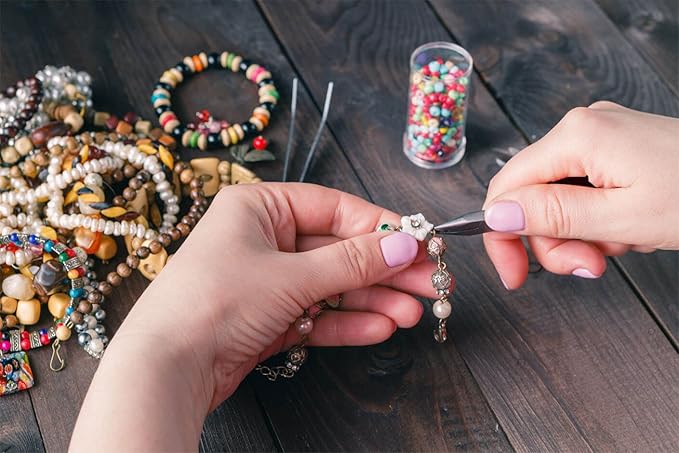 Paxcoo 1200Pcs Open Jump Rings and Lobster Clasps Jewelry Findings Kit with Pliers for Jewelry Making (Silver and Gold)