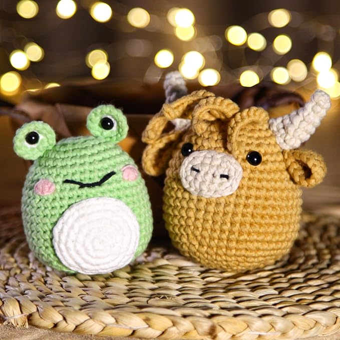 CrochetBox Crochet Kit for Beginner, Highland Cow and Frog Learn How to Crochet Stuffed Animals Gift for Adults and Teen(), Knitting Set with Yarn Hook Stitch-by-Stitch Video Tutorial