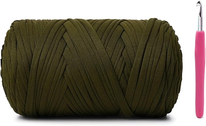 Elastic Fabric T Shirt Yarn for Crocheting，Beginner Crochet Yarns with Polyester Spandex Blend,Total 400g/114yds Soft Tshirt Yarn for Crochet Crafts/Bags/Baskets（Olive Green）