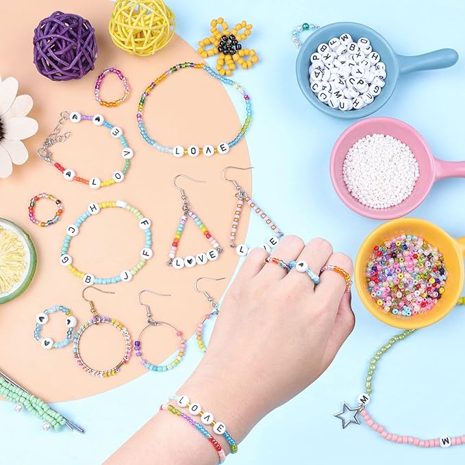 500 Pcs Letter Beads, 4 X 7 mm White Round Acrylic Alphabet Beads for Jewelry Making, Letter W Bead for DIY Friendship Bracelets Necklaces Making