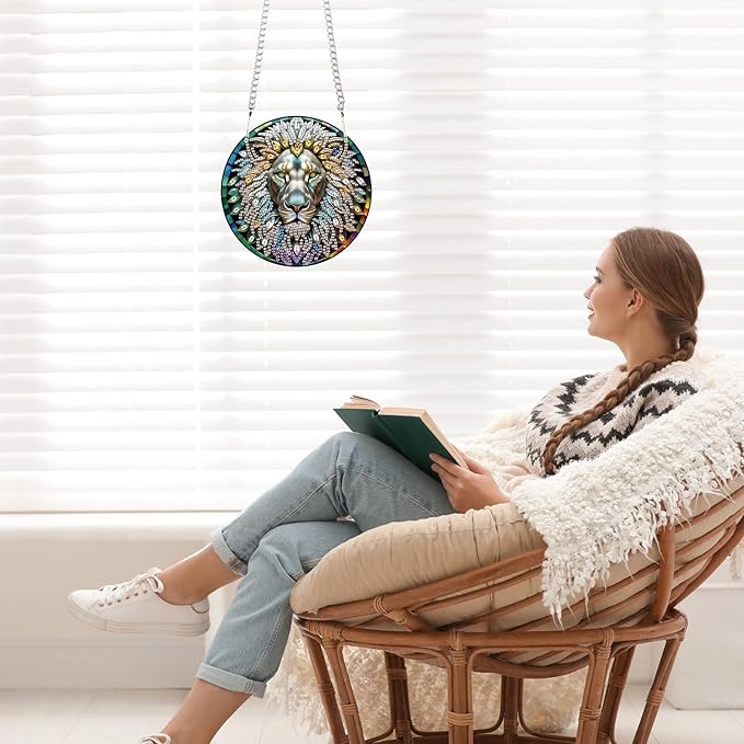 Lion Diamond Painting Hanging Kit, DIY 5D Acrylic Pendant with Special Shaped Rhinestones, Lion Head Diamond Art Ornament for Wall, Door, or Garden Decoration, Handmade Craft Gift for Adults