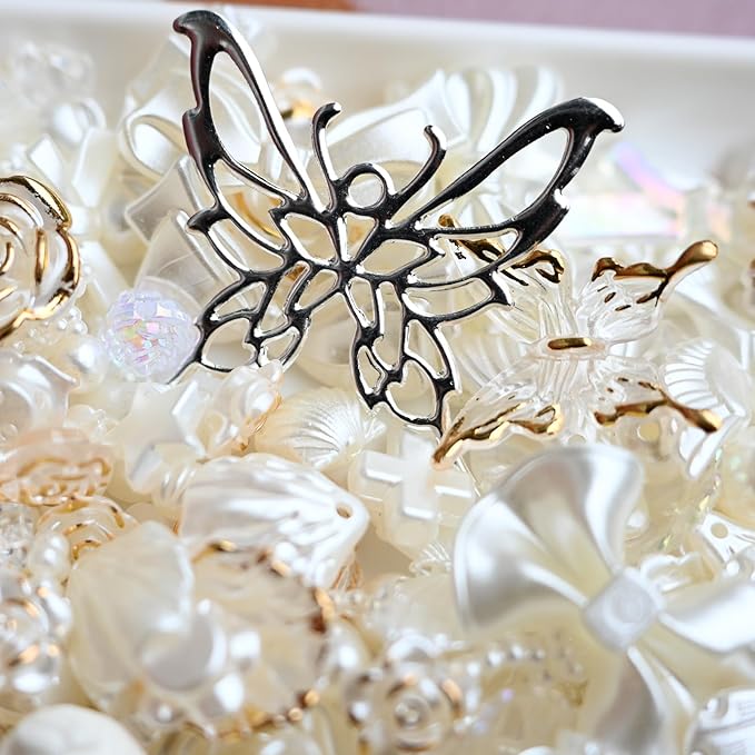 Baroque Pearl Beads for Junk Case Charms Kit,Assorted Aesthetic Y2K Beads with Holes, Vintage Relief Flower Bow Angel Charms for DIY Phone Charms, Bracelet Jewelry Making Decor Supplies, White & Gold