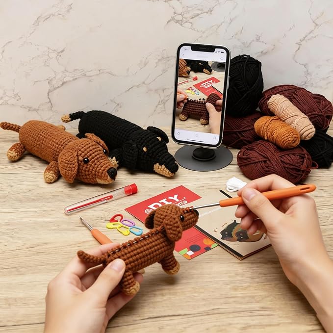 GONELYON Crochet Kit for Beginners - 2 PCS Crochet Dachshund Beginner Crochet Kit, with Step-by-Step Video Tutorials, Beginner Crochet Kit for Adults, Animal Craft Knitting Kit Crochet Gifts