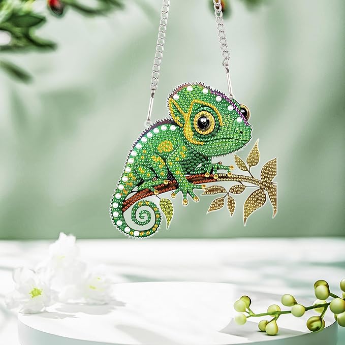 AiYuanzsh Diamond Painting Kits Hanging Pendant, Animal Chameleon Diamond Art Hanging Sign DIY Special Shaped Crystal Pendant Ornaments for Door Wall Window Home Xmas Halloween Decor