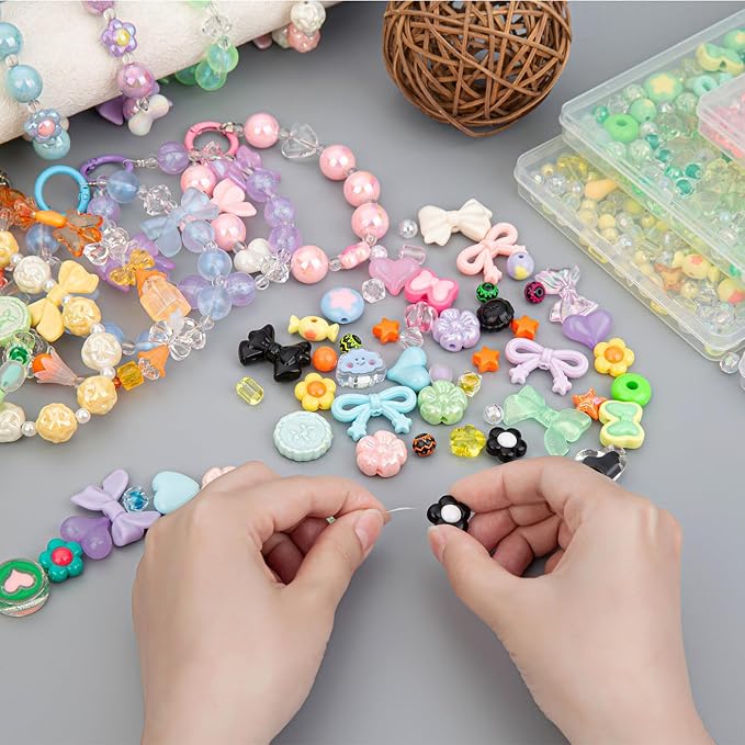 LAIDANLA 8 Color Assorted Acrylic Beads Aesthetic Random Mixed Cute Beads for Bracelets Jewelry Making, Flower Star Heart Bow Butterfly Bear Candy Bead for DIY Necklace Keychain Phone Charms 320g