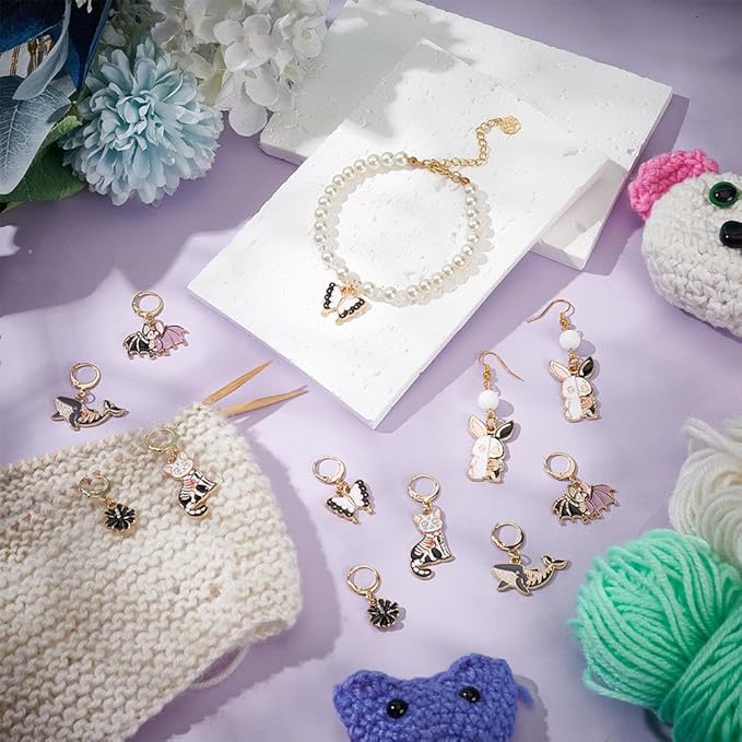 NBEADS 24 Pcs 6 Styles Enamel Crochet Stitch Markers, Removable Leverback Hoop Locking for Knitting, Weaving, Sewing, Needleworks, and Jewelry Making