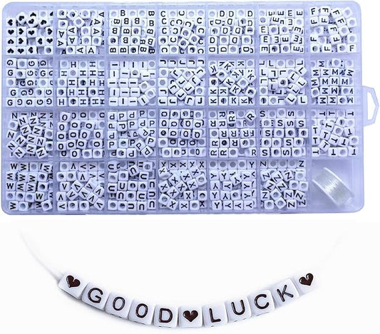 Amaney 810pcs 6x6mm Cube Acrylic Alphabet Letter Beads for Jewelry Making Bracelets Necklaces Key Chains