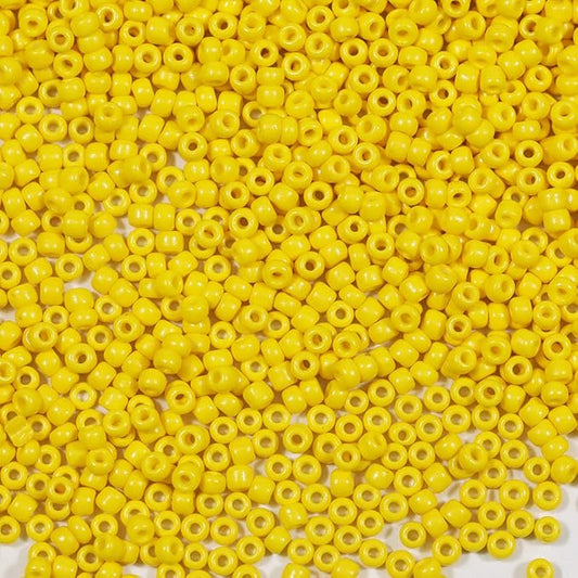 Bala&Fillic Size 3mm Seed Beads Yellow Color About 3600pcs /100grams in Bag 8/0 Glass Craft Seed Beads for Making Bracelet and Necklace (Banana Yellow)