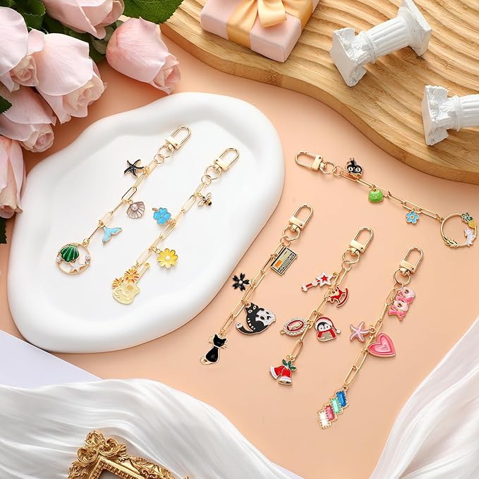 Tondiamo 286 Pcs Gold Keychain Making Kit Bulk Bag Charm Kit 120 Charms 20 Keychain Clips with Key Ring Swivel Snap Hook Lobster Claw Clasps 120 Jump Ring 25 Extender Chain Jewelry Plier DIY Craft