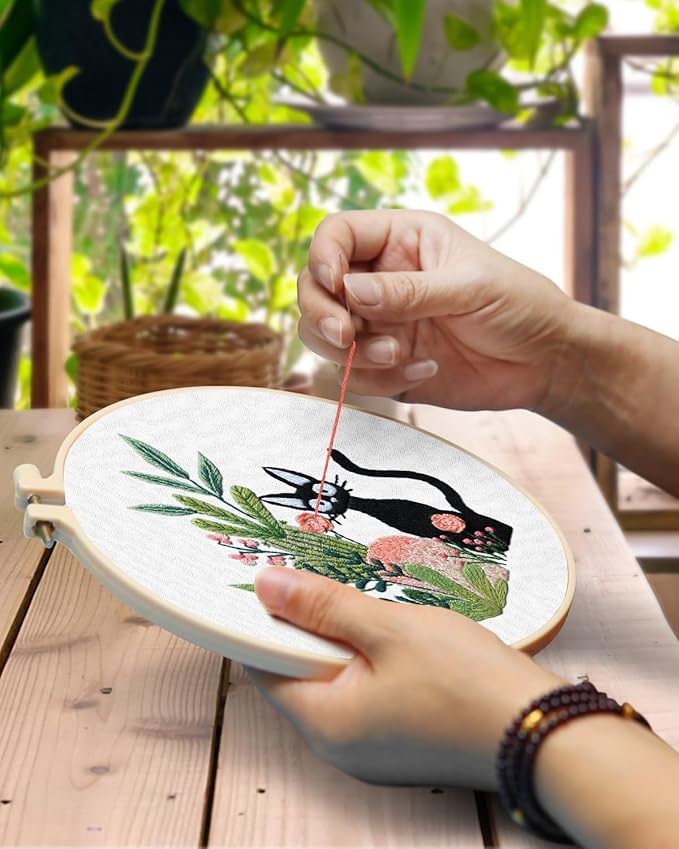 TINDTOP Embroidery Kit for Beginners Adult, Cat Embroidery Kit for Beginners Include Embroidery Cloth Hoops Threads for Craft Lover Hand Stitch with Embroidery Skill Techniques