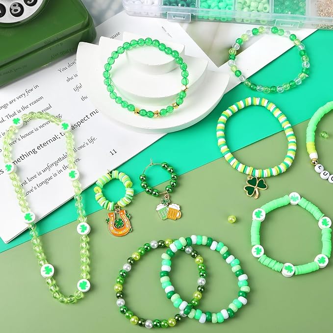 UPINS 2100PCS+ St. Patrick's Day Bracelet Making Kit,Green Shamrock Round Beads Charms for Jewelry Making Bracelet Necklace Making DIY Crafts Gifts