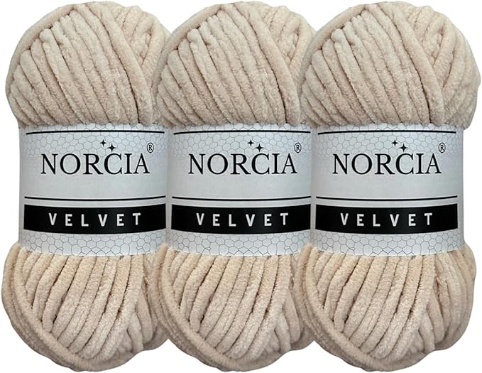 Soft Velvet Yarn Chenille Yarn for Crocheting Super Bulky 3x100g (3x75 yds) Baby Blanket Yarn for Knitting Amigurumi Yarn for Crochet Weaving Craft (Beige, 3 Skeins)