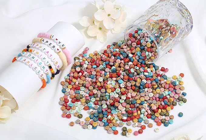 LAIDANLA 1500PCS Acrylic Letter Beads Alphabet Gold Letters Retro Colored Round Bead 7×4mm for Jewelry Bracelets Necklaces Key Chains Making