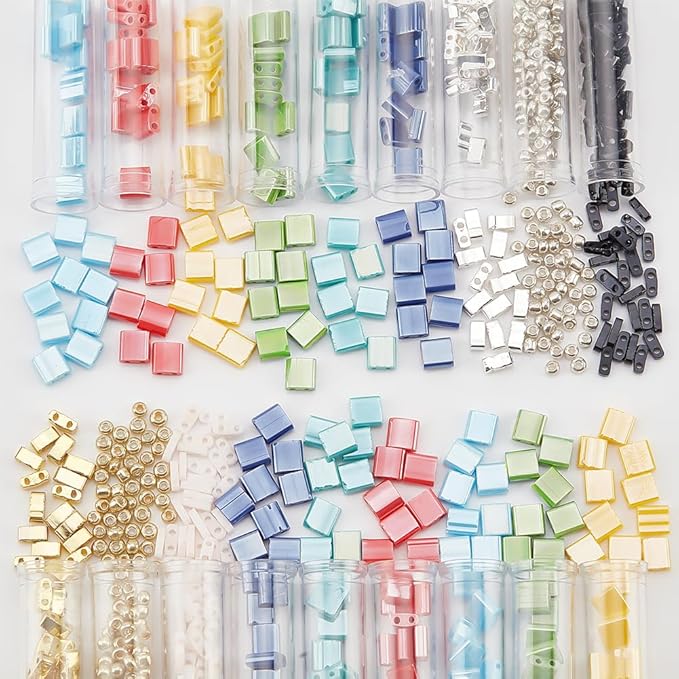 NBEADS 790 Pcs 3 Sizes 2-Hole Beads Set, 10 Colors 2-Hole Glass Seed Beads Spacer with 300Pcs Round Seed 5x5mm/5x2mm/5×1mm Mini Japanese Glass for Bracelet Necklace Earring Jewelry Making