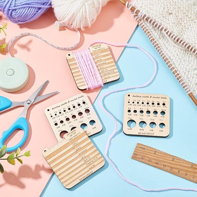BENECREAT 4Pcs Wood Knitting Gauge Rulers, 2 Style Square Knitting Tool Crochet Hook and Knitting Needle Gauge, 2.5x2.5x0.2inch