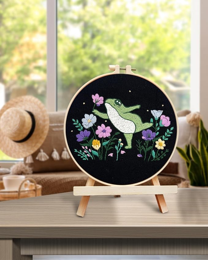 TINDTOP Embroidery Kit for Beginners Adult, Frog Embroidery Kit for Beginners Include Embroidery Cloth Hoops Threads for Craft Lover Hand Stitch with Embroidery Skill Techniques