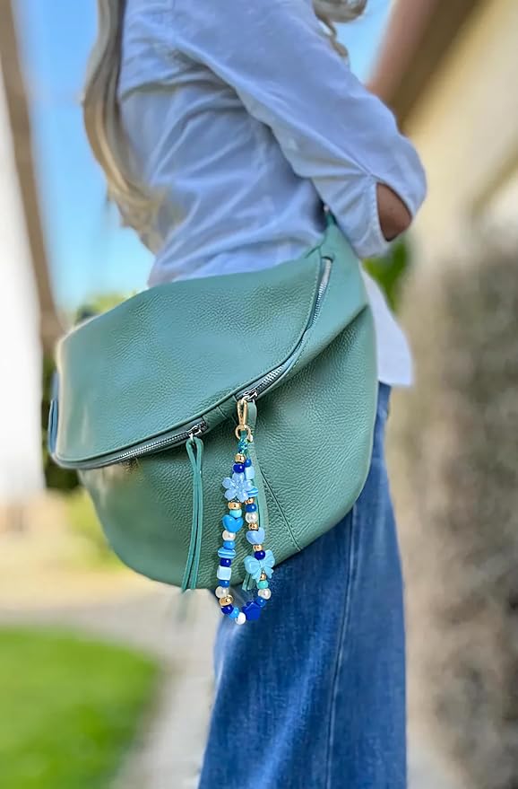 RepaTime Beaded Bag Charm Kit丨Keychain Making Kit丨DIY Jewelry Making Kit丨Acrylic Bag Charm Beads 丨Key Chain Supplies Crafts Accessoriess丨Girls Christmas Gifts,Party,Family Activity for All Ages