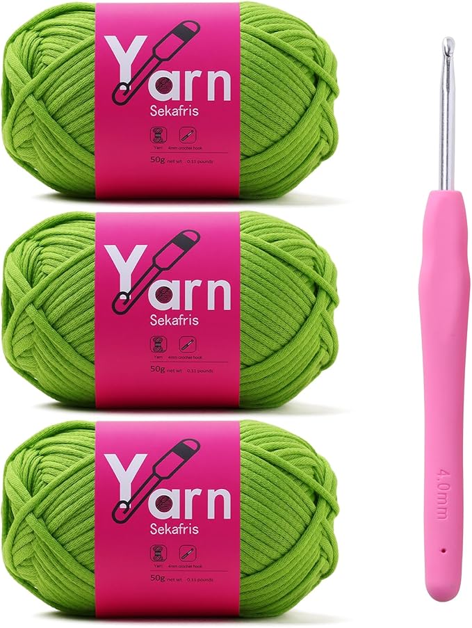 Crochet Yarn with Cotton Yarn for Crocheting - Crochet Knitting Yarn for Beginners with Easy-to-See Stitches - Yarn for Crocheting - Parfait Chunky Yarn -Cotton-Nylon Blend (Emerald Green)
