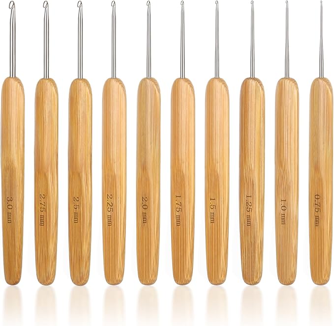 Katech 10 pcs Crochet Hooks Ergonomic Crochet Needles Bamboo Wooden Handle Small Size Crochet Hook (0.75-3.0 mm) Knit Weave Yarn Craft DIY Sewing Tools for Fine Work, Thin Yarn and Lace Knitting