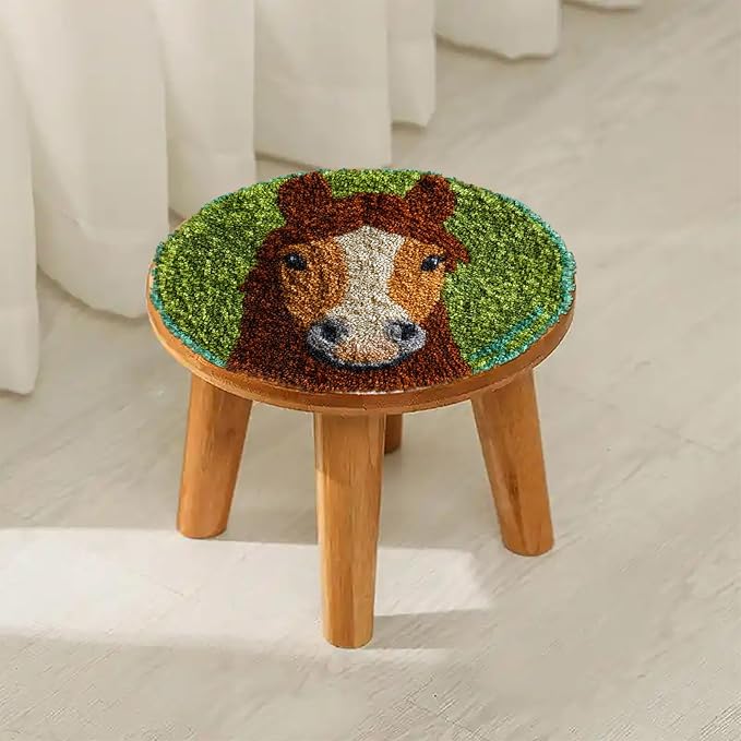 Latch Hook Rug Kit Cute Brown Horse with Green Color Easy for Beginners Round Shape Carpet Crochet Yarn Craft Mini Rug DIY Hook and Latch Little Tapestry for Home Decor 30x30cm-2