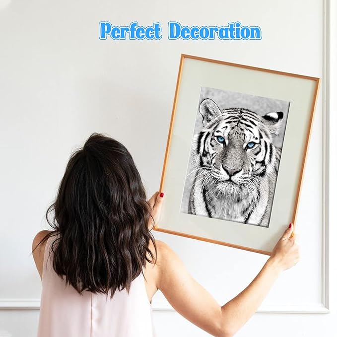NAIMOER Tiger Diamond Art Kits for Adults,5D Diamond Art Tiger Kits DIY Full Drill Animals Diamond Art Kits for Home Wall Decoration Gifts (30X40cm)