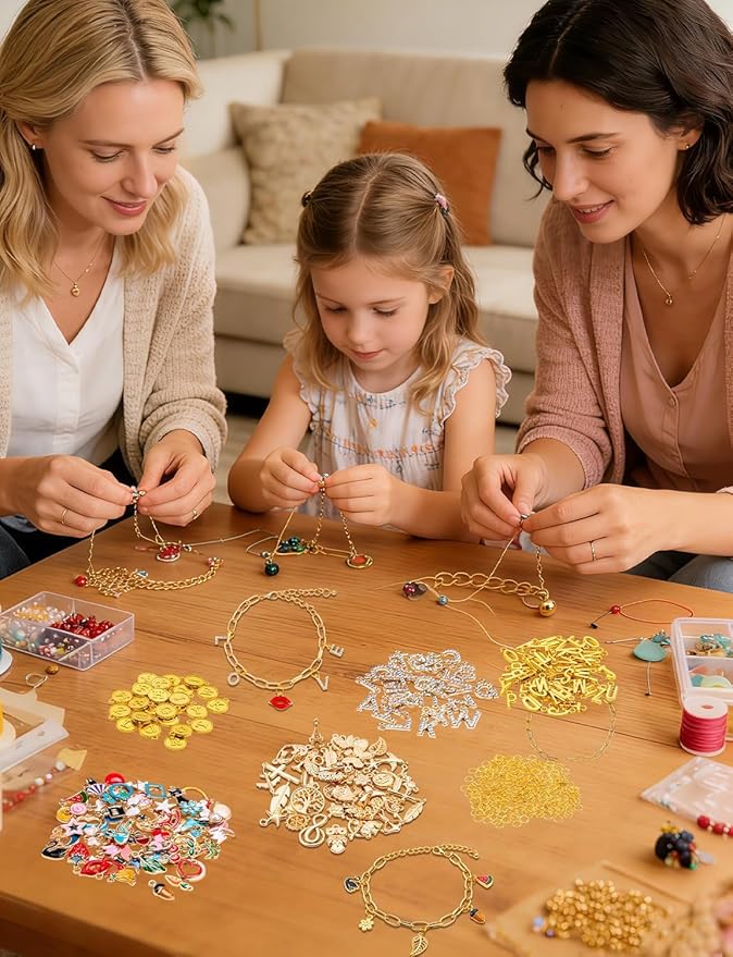 ZMLTLMG 552Pcs Gold Charm Bracelet Making Kit, Premium Paperclip Chain Jewelry Making Supplies with Enamel Charms, Letter Beads & Jump Rings, DIY Crafts Gift Set for Women Girls Adults