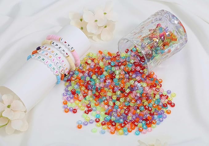 LAIDANLA 1500PCS Acrylic Letter Beads Alphabet White Letters Transparent Colorful Round Bead 7×4mm for Jewelry Bracelets Necklaces Key Chains Making