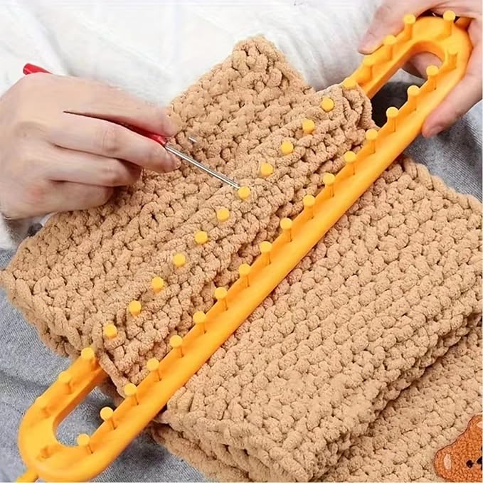 Rectangle Knitting Looms，Plastic Weaving Looms Set，Weaving Loom，Scarf Hats Making Tools，DIY Crocheting Handmade Craft Kit with a Crochet Hook and Needle for Knitting Lovers，36 cm (Yellow)