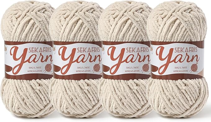 4 Pack Fluffy Velvet Yarn for Crocheting，Baby Blanket Yarn for Crocheting Soft，200g(262.4yds) Amigurumi Yarns，Plush Chenille Crochet Yarns，Puzzle Yarn for Crochet Weaving Craft(4 Light Khaki)